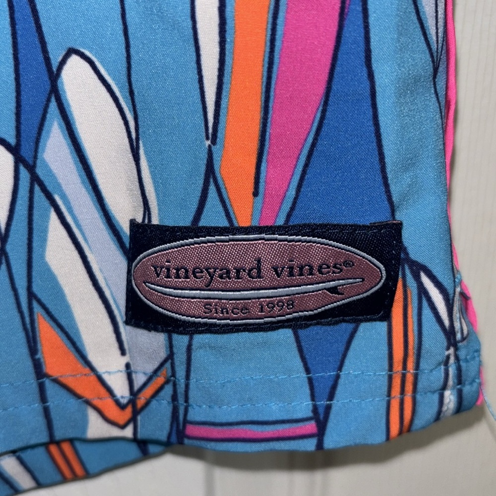 Men’s vineyard vines swimsuit/t-shirt set size large - Picture 3 of 8
